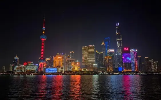 上海夜游地图藏着多少惊喜？🌃从外滩到静安寺，一条地铁线串起整